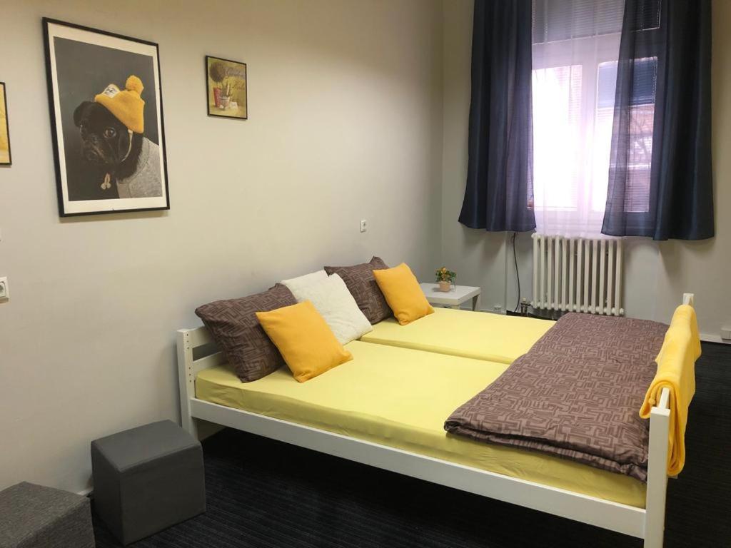 Spacious Tuzlaks Apartments Sarajevo Ferhadija Saraievo Exterior foto