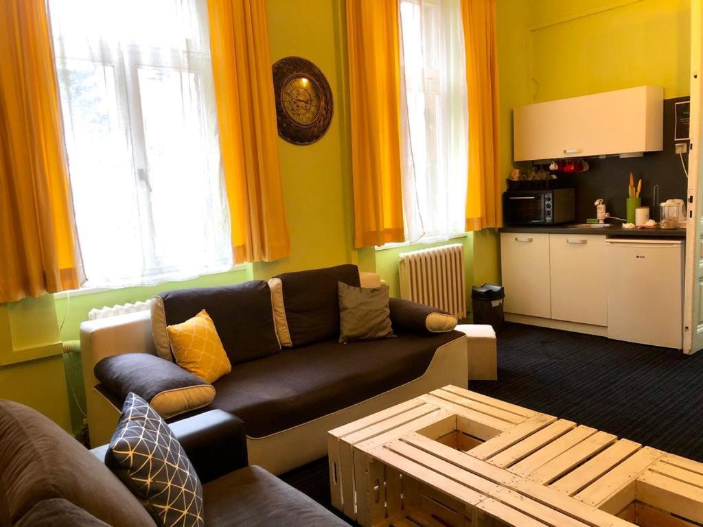 Spacious Tuzlaks Apartments Sarajevo Ferhadija Saraievo Exterior foto