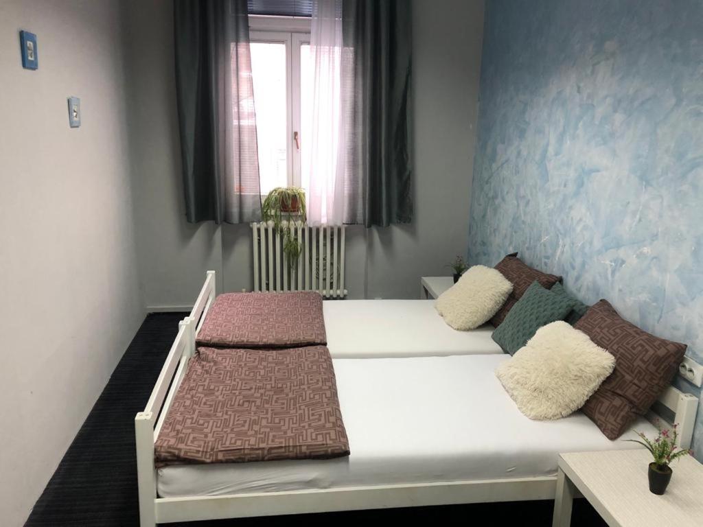 Spacious Tuzlaks Apartments Sarajevo Ferhadija Saraievo Exterior foto
