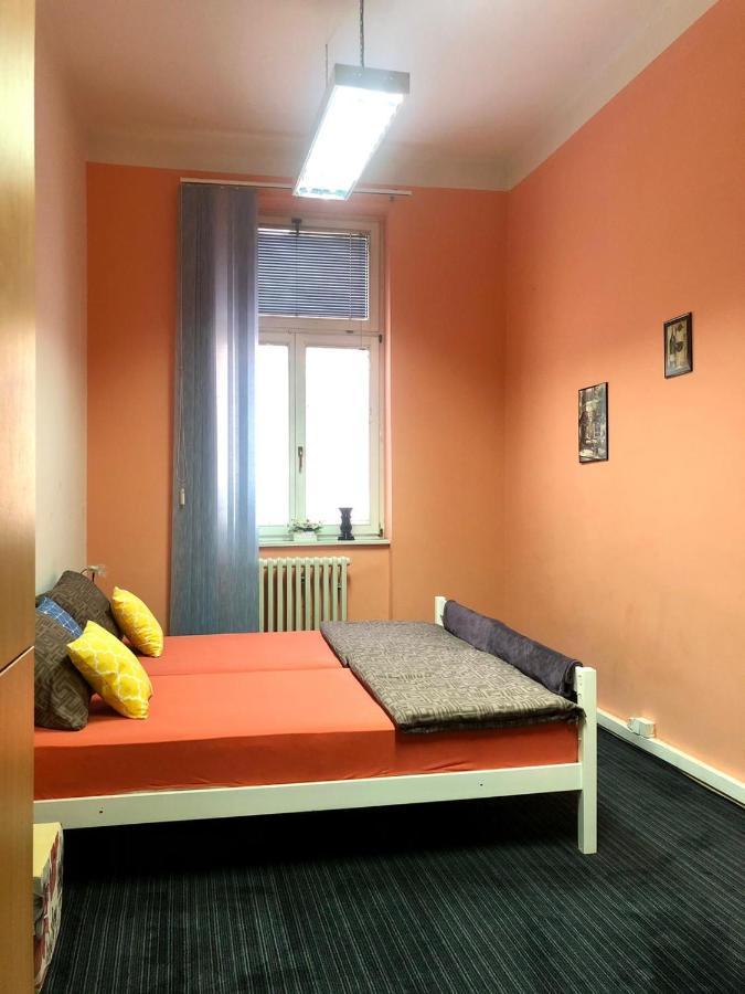 Spacious Tuzlaks Apartments Sarajevo Ferhadija Saraievo Exterior foto