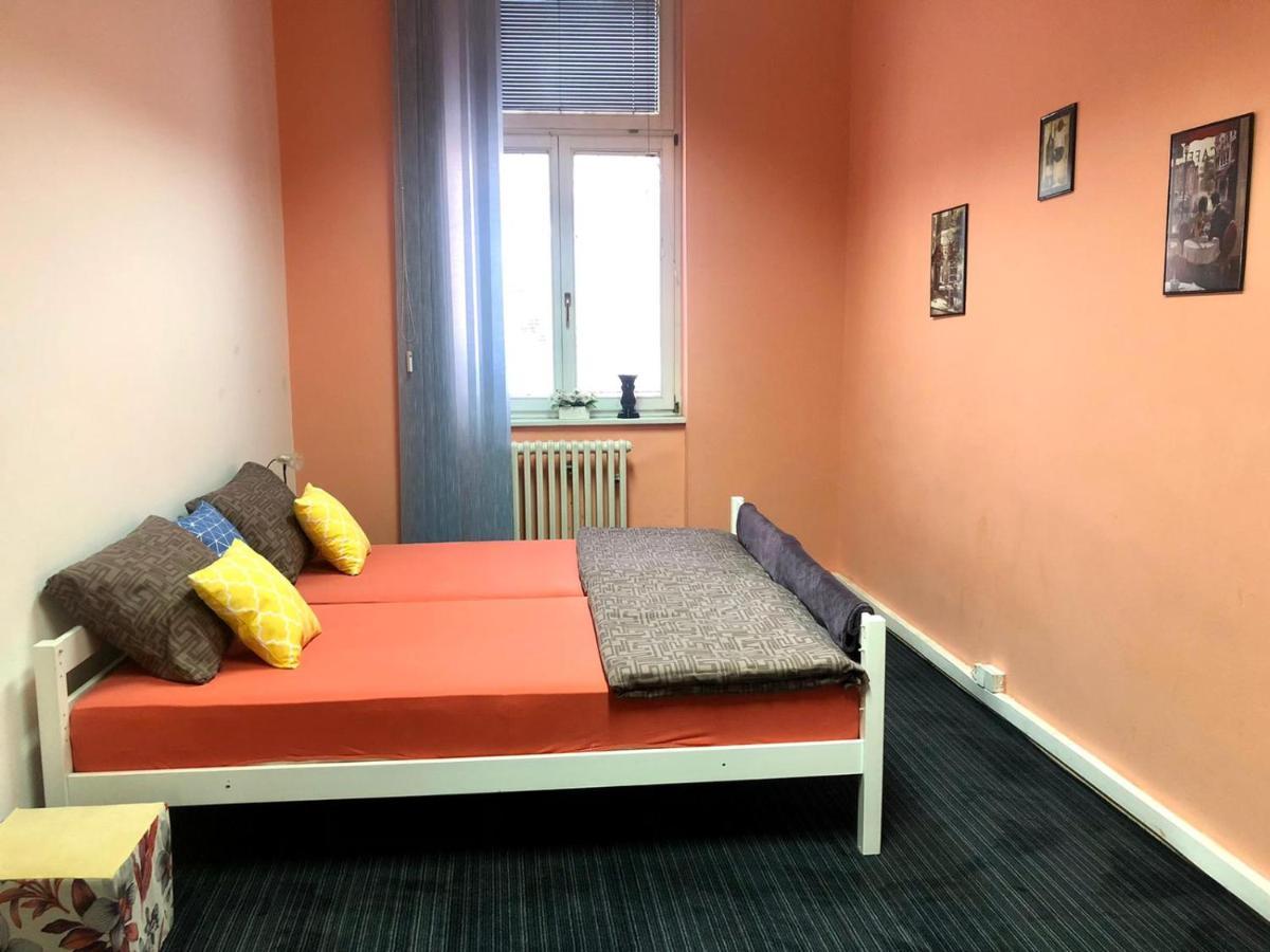 Spacious Tuzlaks Apartments Sarajevo Ferhadija Saraievo Exterior foto